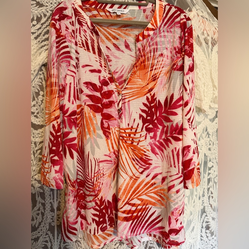 Vibrant Pink & Orange Leaf-Print Women’s Tunic Top